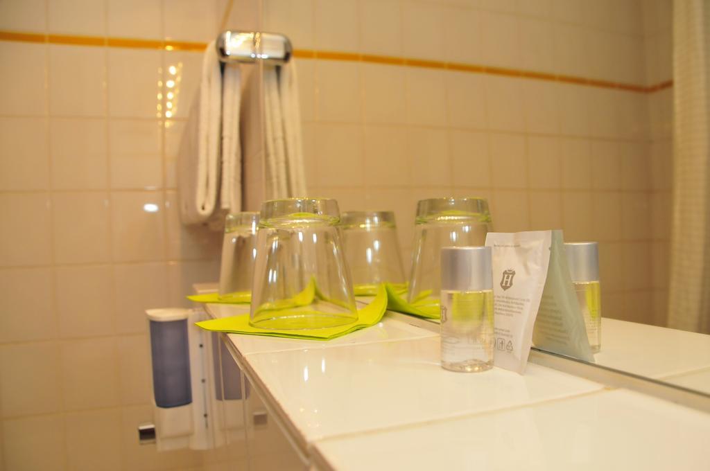 Hotel Zum Brunnen Friedberg  Esterno foto